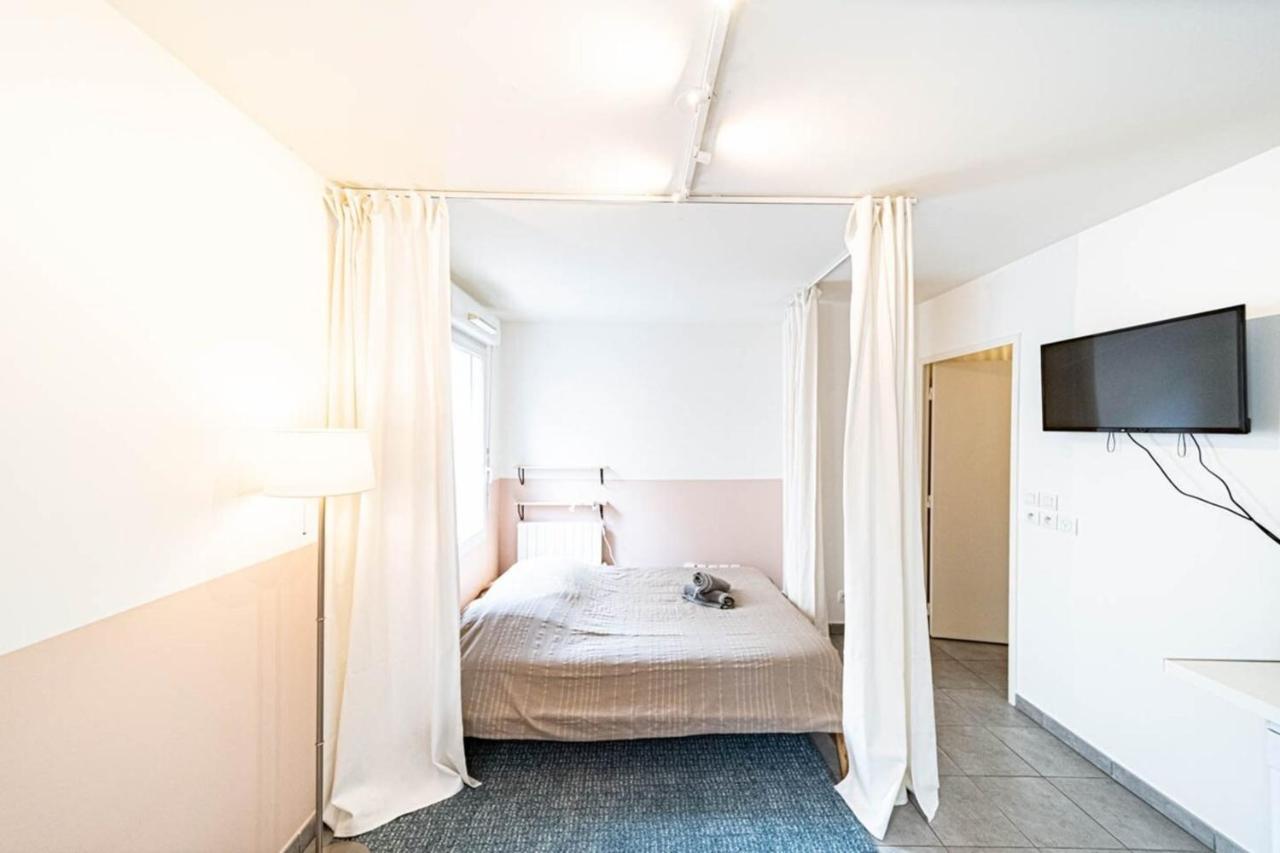 Le Petit Montel- Studio Avec Garage-Metro Valmy 里昂 外观 照片